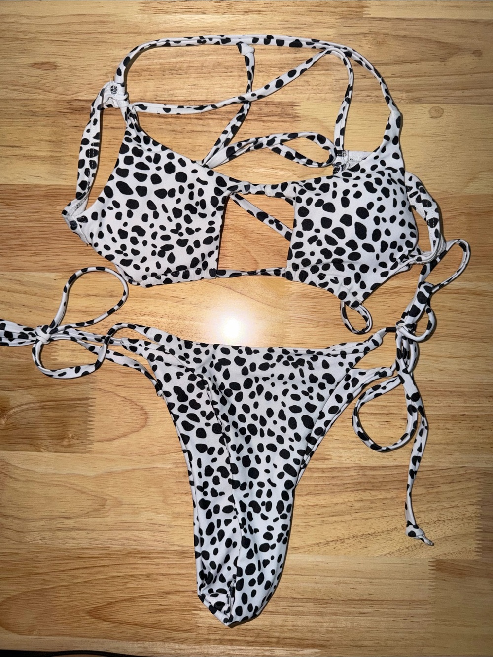 Zaful Spot Print Swim set with Strappy Cutouts - White/Black